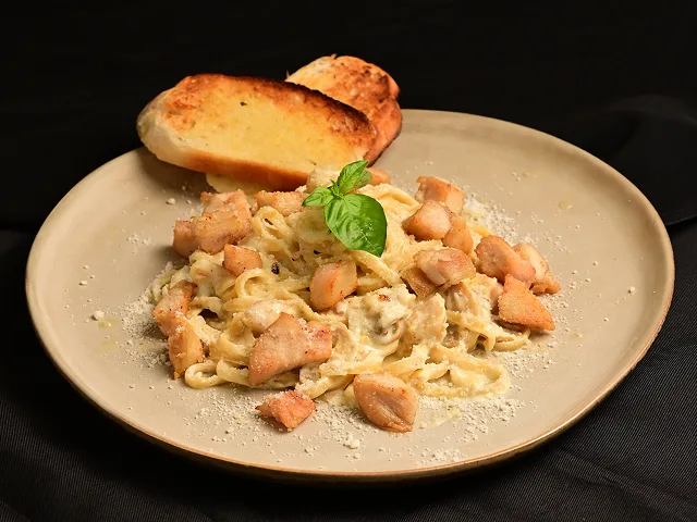 Chicken Alfredo